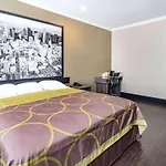 Super 8 By Wyndham North Hollywood